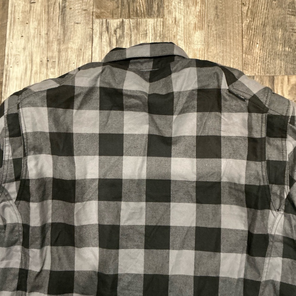 Street & Steel Black & Gray Plaid Button-Down Shirt - Picture 9 of 16